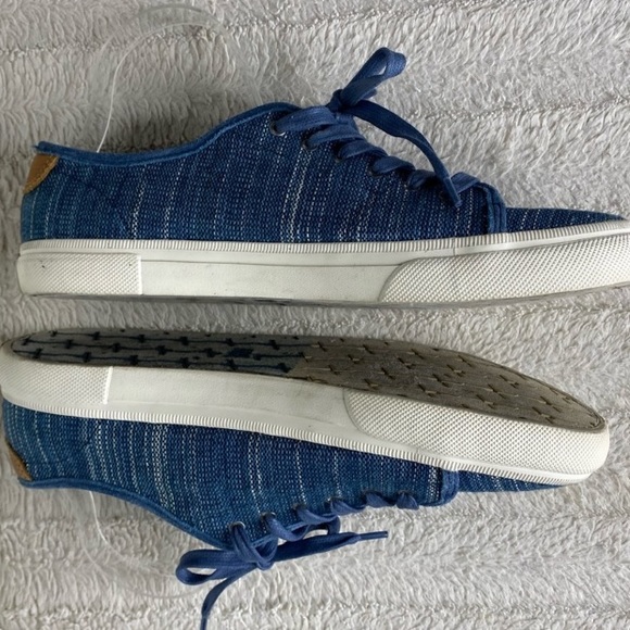 Frye “Gia” Blue Striped Sneakers Size 11 - Picture 4 of 12